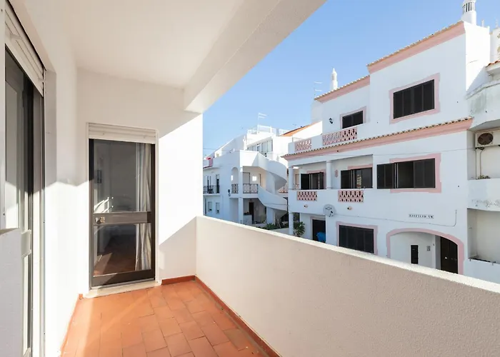 Marina Apartment *